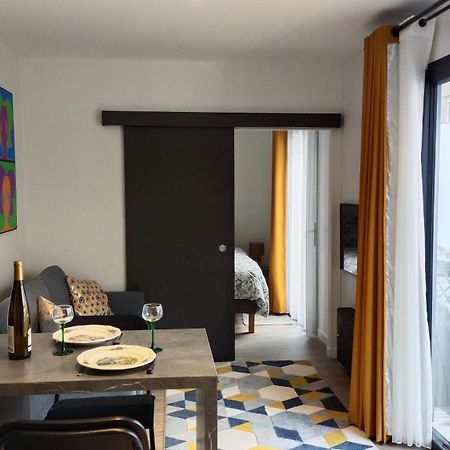 Chez Cathy Et Denis Apartment ลิงโกไซม์ ภายนอก รูปภาพ