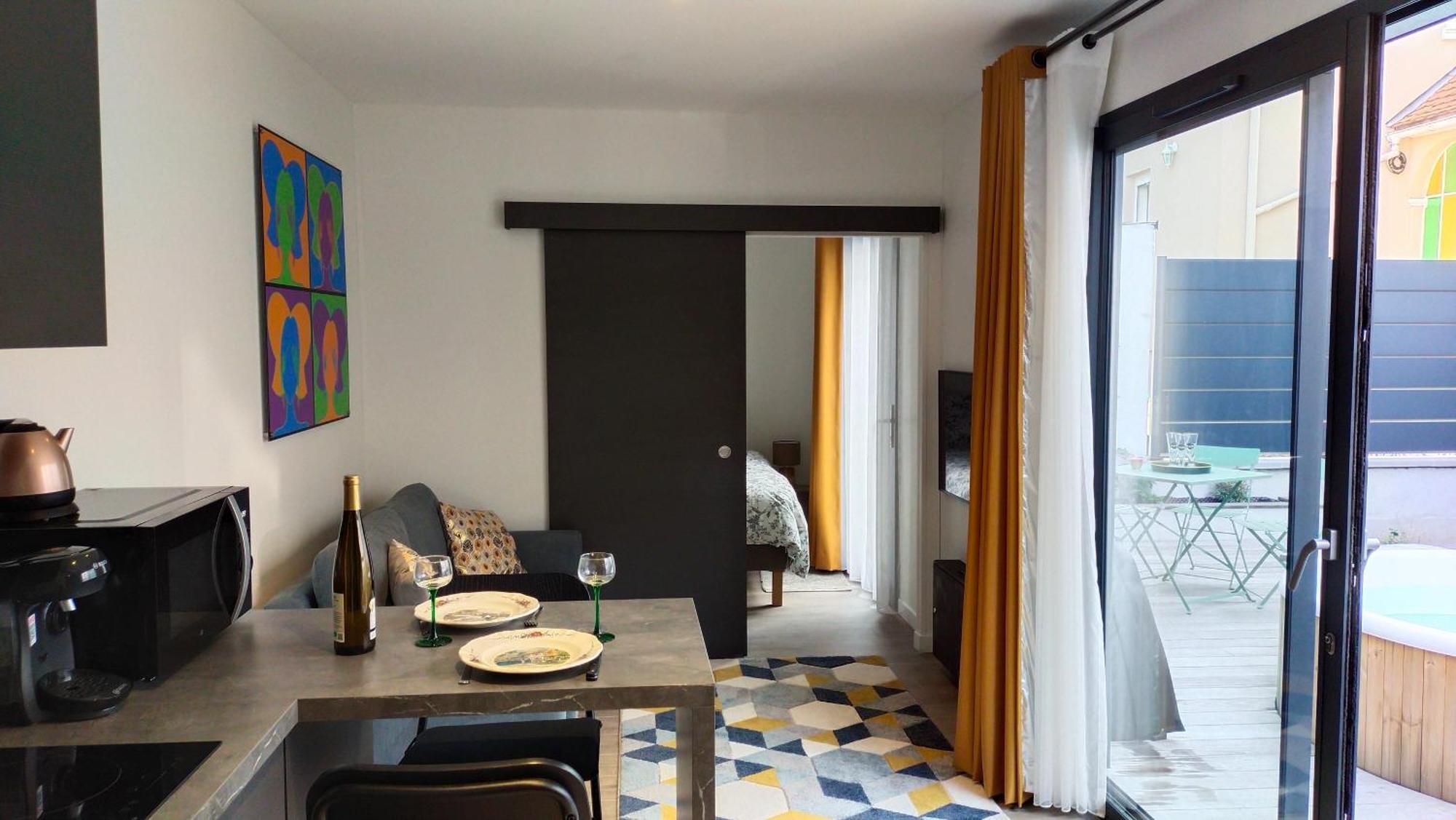 Chez Cathy Et Denis Apartment ลิงโกไซม์ ภายนอก รูปภาพ